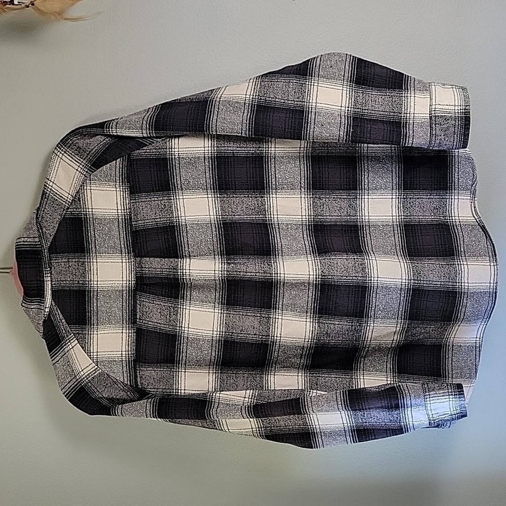 Rip Curl Black And White Button Front Flannel - image 7